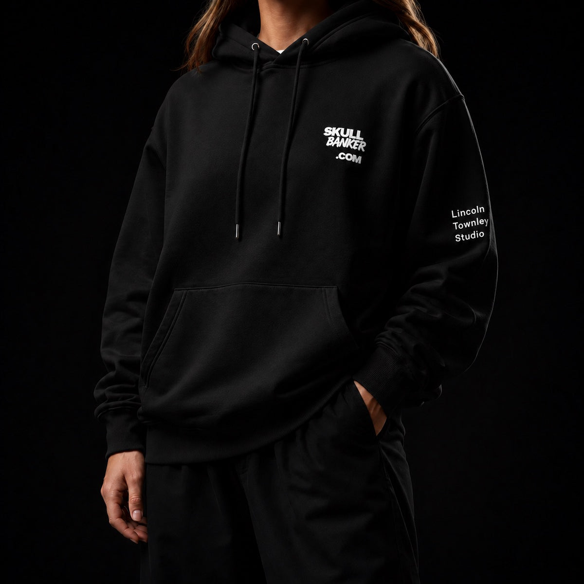 BLACK SKULL BANKER HOODIE